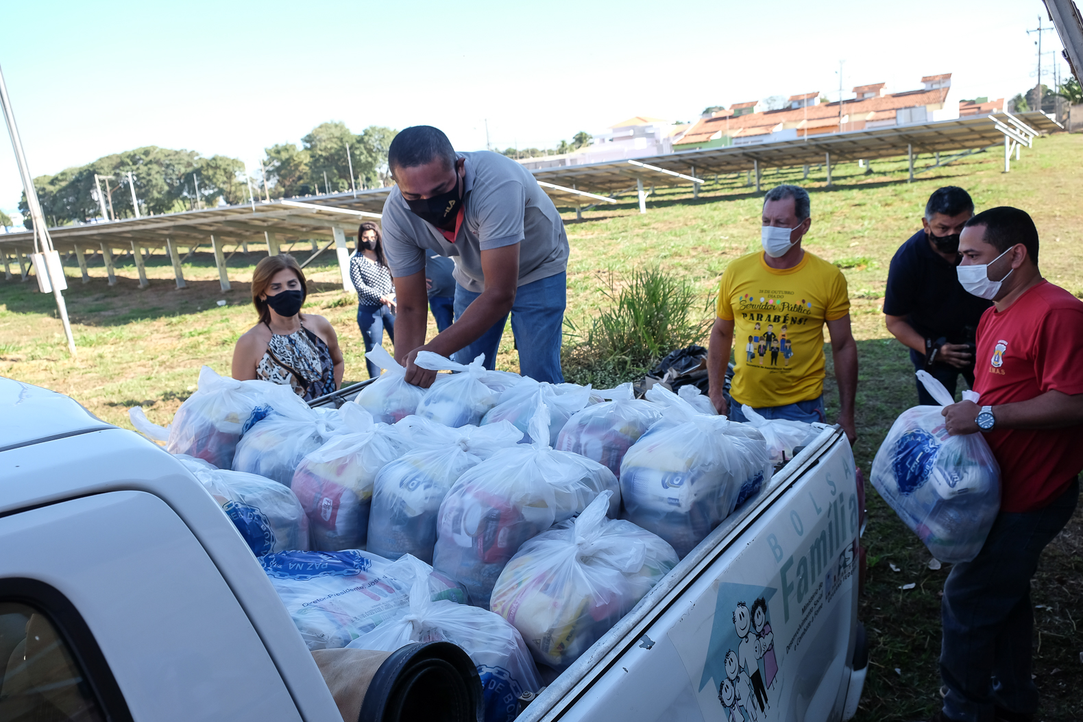 Cáceres | Prefeitura recebe doação de cestas básicas da Legião da Boa Vontade