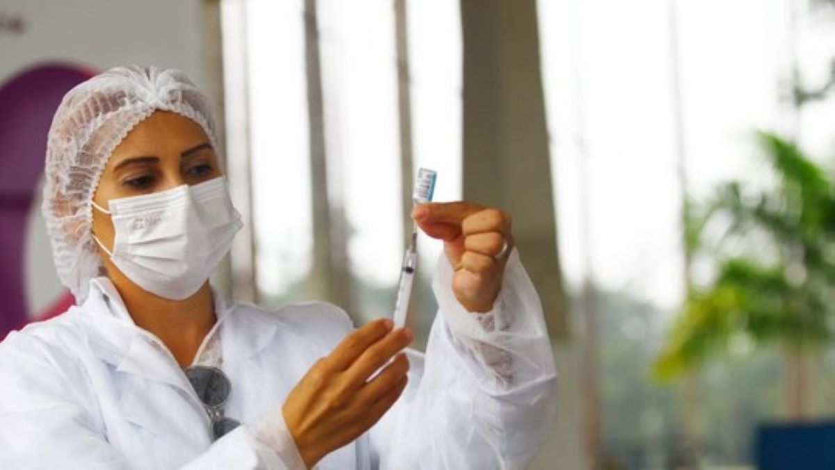 Pesquisa Covid-19: falta de vacinas para segunda dose atinge 1.142 Municípios nesta semana