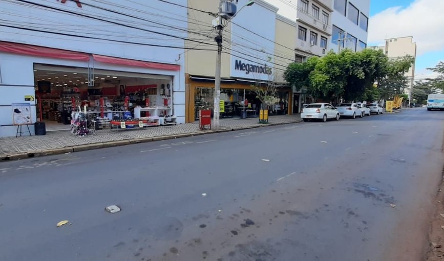 Prefeito autoriza abertura do comércio em Cuiabá no fim de semana do Dia das Mães até a meia-noite