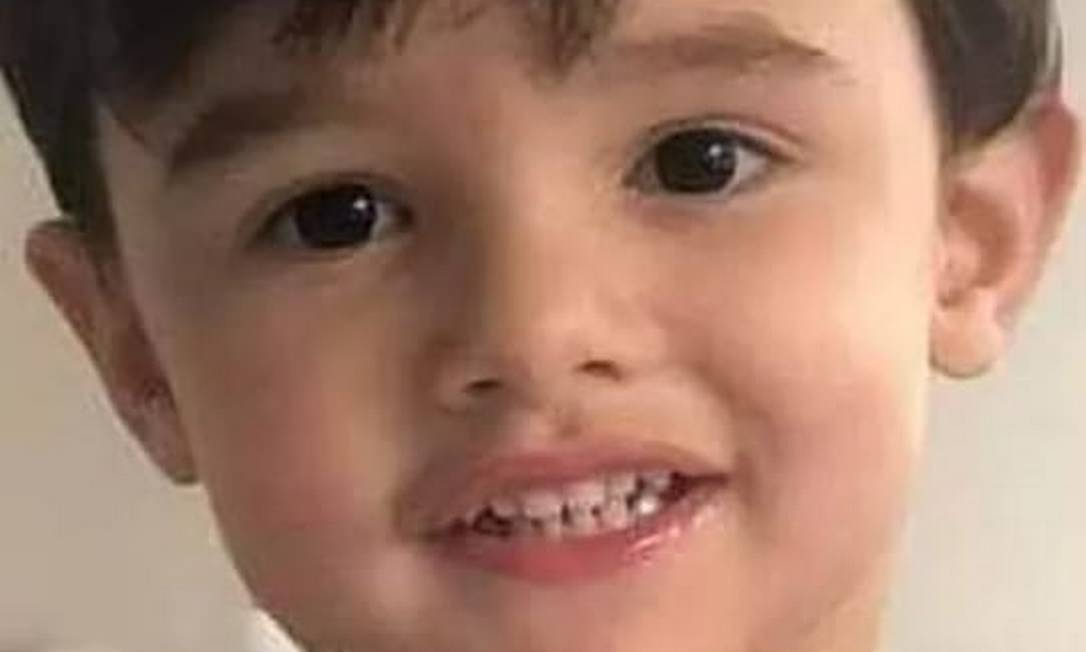 Polícia indicia mãe por suspeita de assassinar filho de 3 anos e pede prisão preventiva