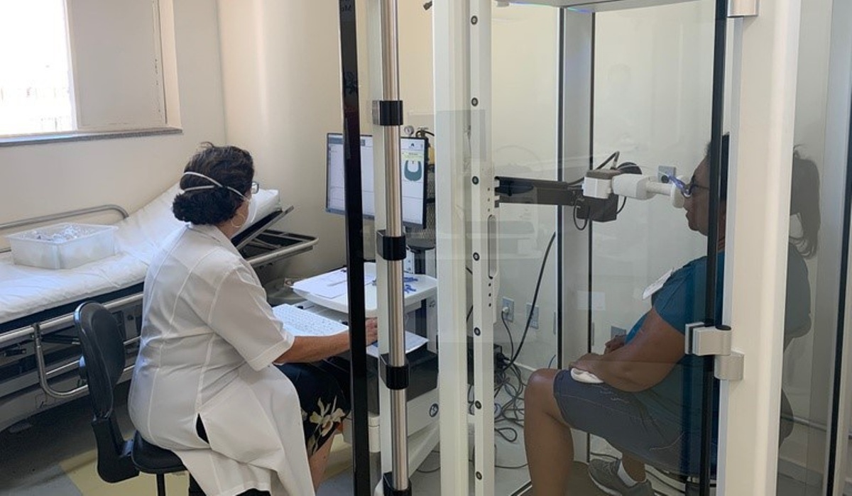 Hospital das Clínicas da UFMG/Ebserh/MEC adquire equipamento de última geração para avaliação da função pulmonar de pacientes pós-Covid
