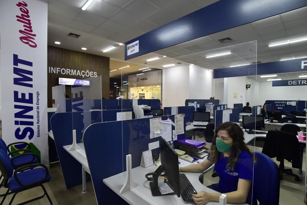 Sine MT disponibiliza 1,9 mil vagas de emprego nesta semana