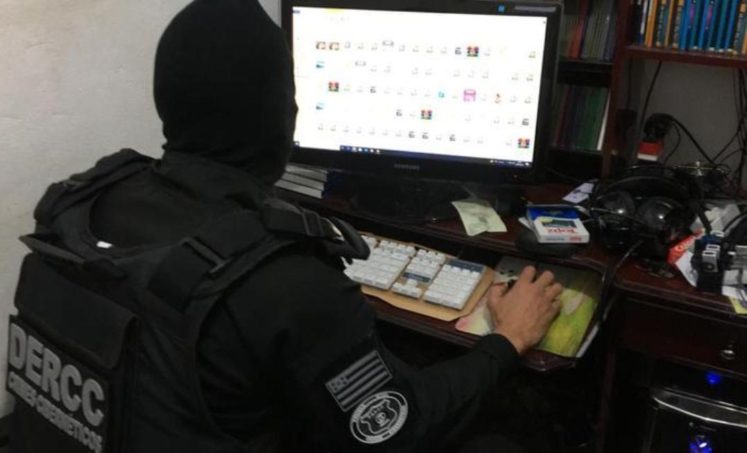 Polícia cumpre mandados em 17 estados contra pornografia infantil 
