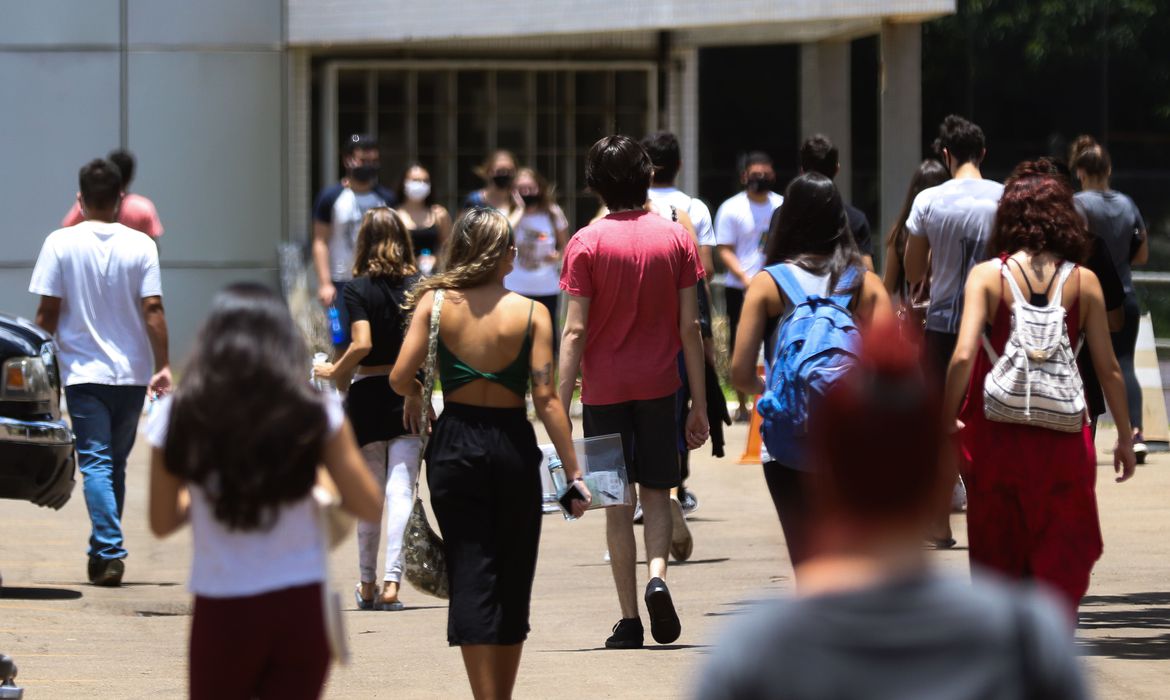 MEC lança Fies Social que financia até 100% da mensalidade da educação superior