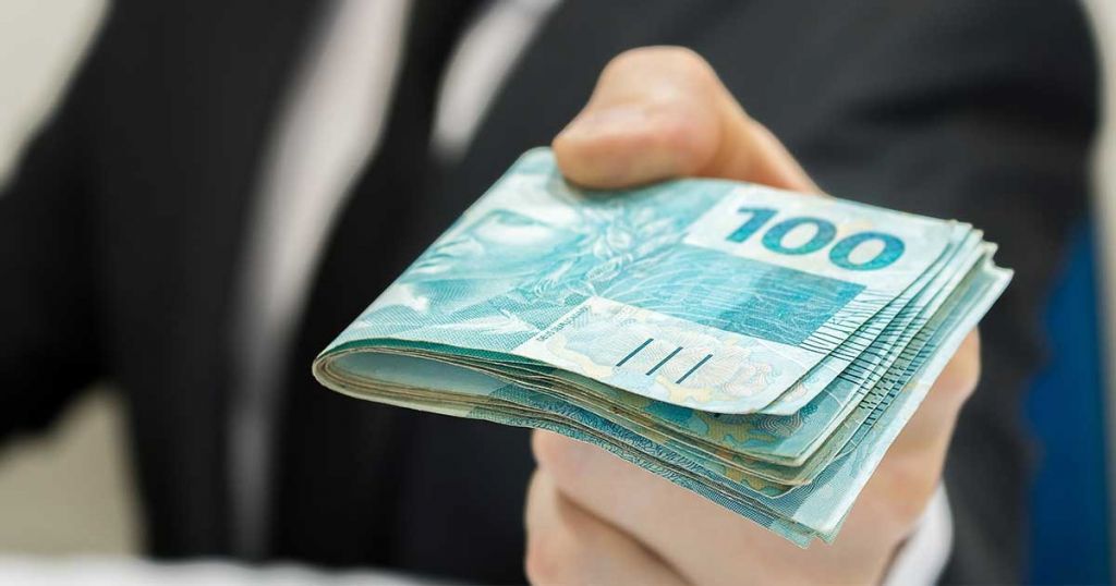Imposto de Renda | R$ 295 milhões em restituições aguardam resgate