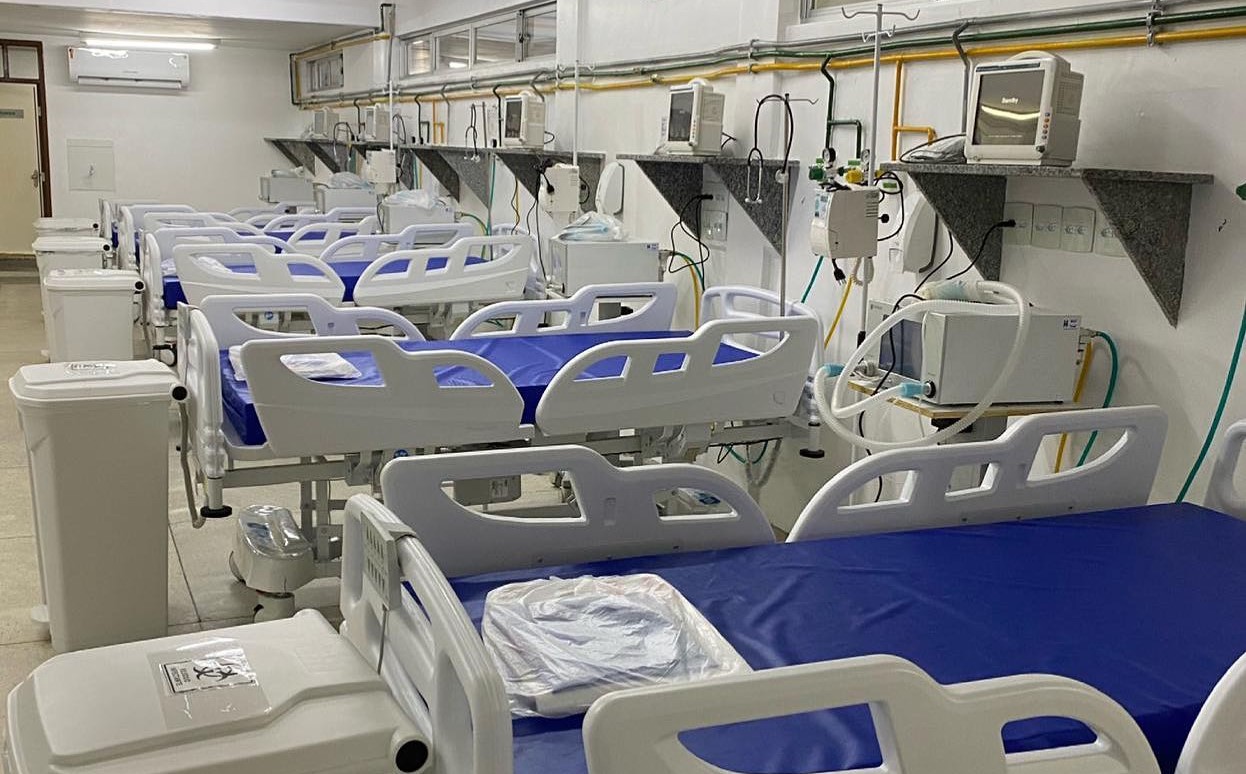 Pesquisa Covid-19: Municípios reduzem faixa etária para vacinar e ocupação de UTIs indica queda