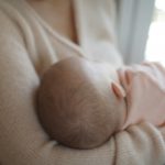 Mãe que faltava ao trabalho para amamentar filha tem justa causa revertida 6