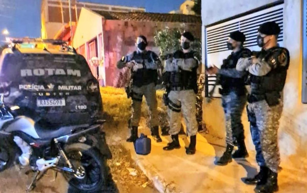Rotam recupera motocicleta roubada em Cuiabá