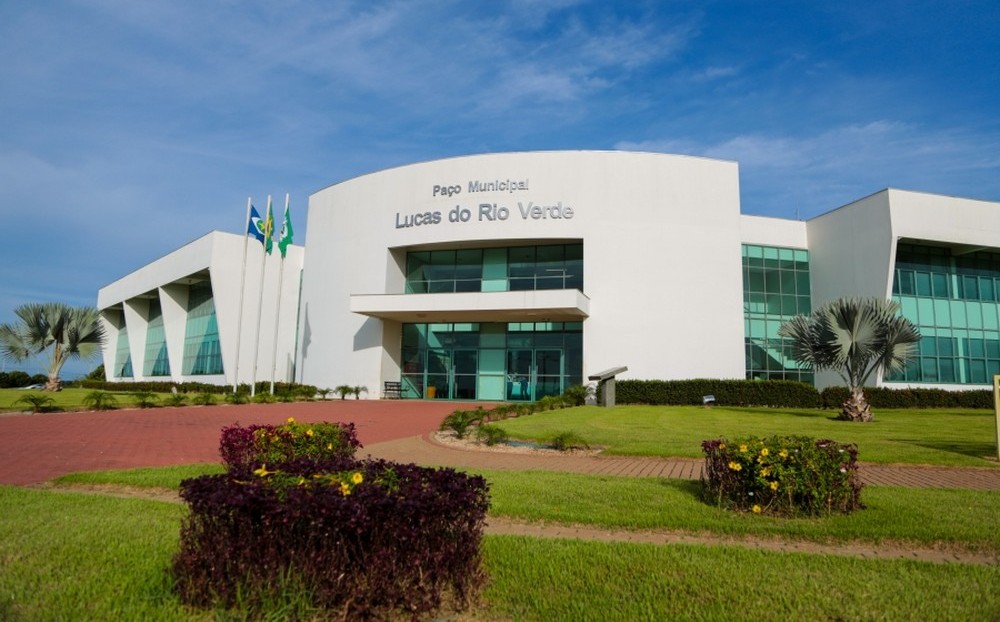 Lucas do Rio Verde | Prefeito sanciona lei que proíbe condenados por violência contra a mulher de ocuparem cargos públicos
