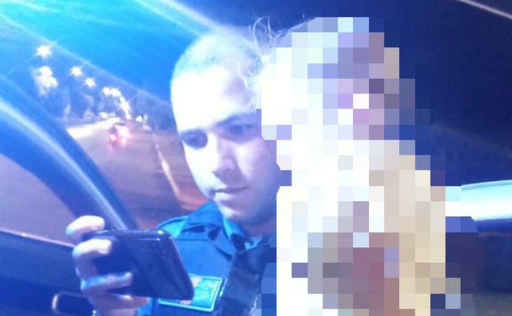 Sorriso | Policial assiste desenho animado para acalmar criança encontrada abandonada com a irmã