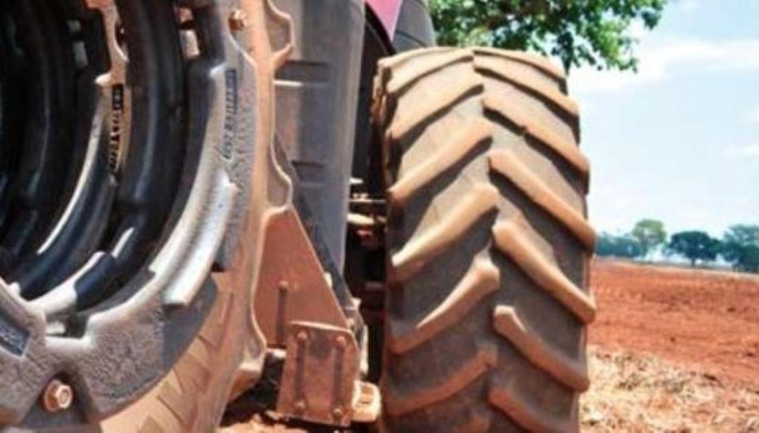 Mato Grosso | Menino de 7 anos é atropelado por trator dirigido pelo pai