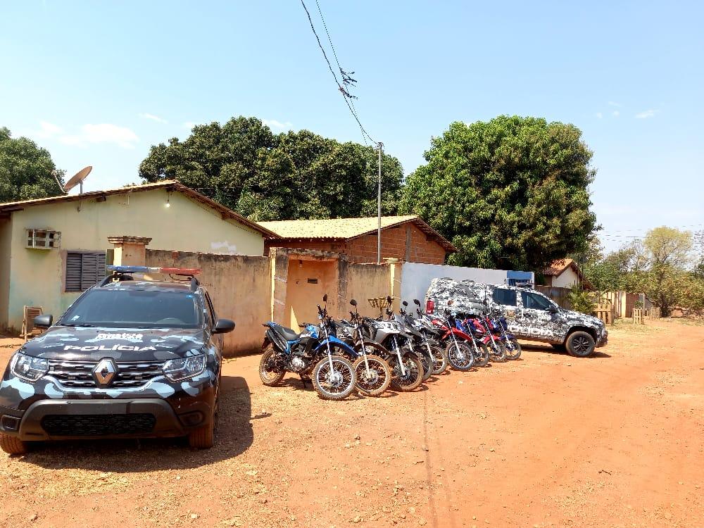 Várzea Grande | Força Tática descobre casa com nove motocicletas roubadas ou furtadas