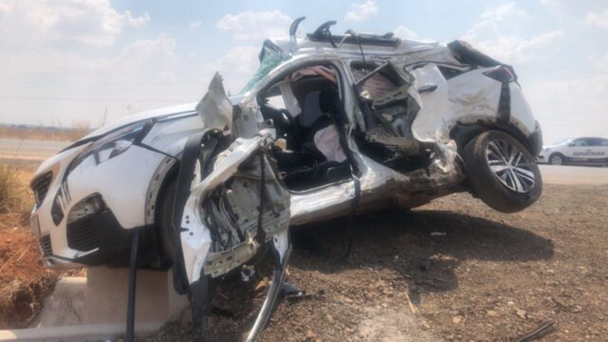 Sorriso | Motorista de Peugeot morre em acidente com carreta