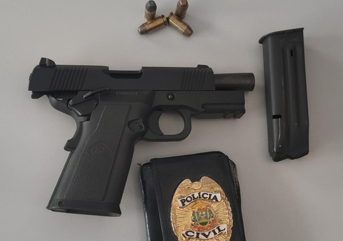 Suspeito de furtar carros em MT para comercializar na Bolívia é preso com arma da polícia de SP