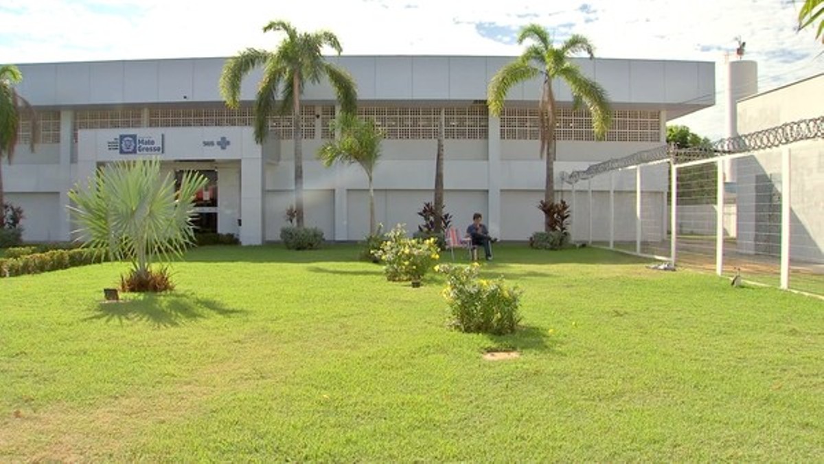 ‘Perdi a pessoa que mais amava’, diz marido que ficou mais de 20 dias na porta de hospital esperando a mulher internada com Covid