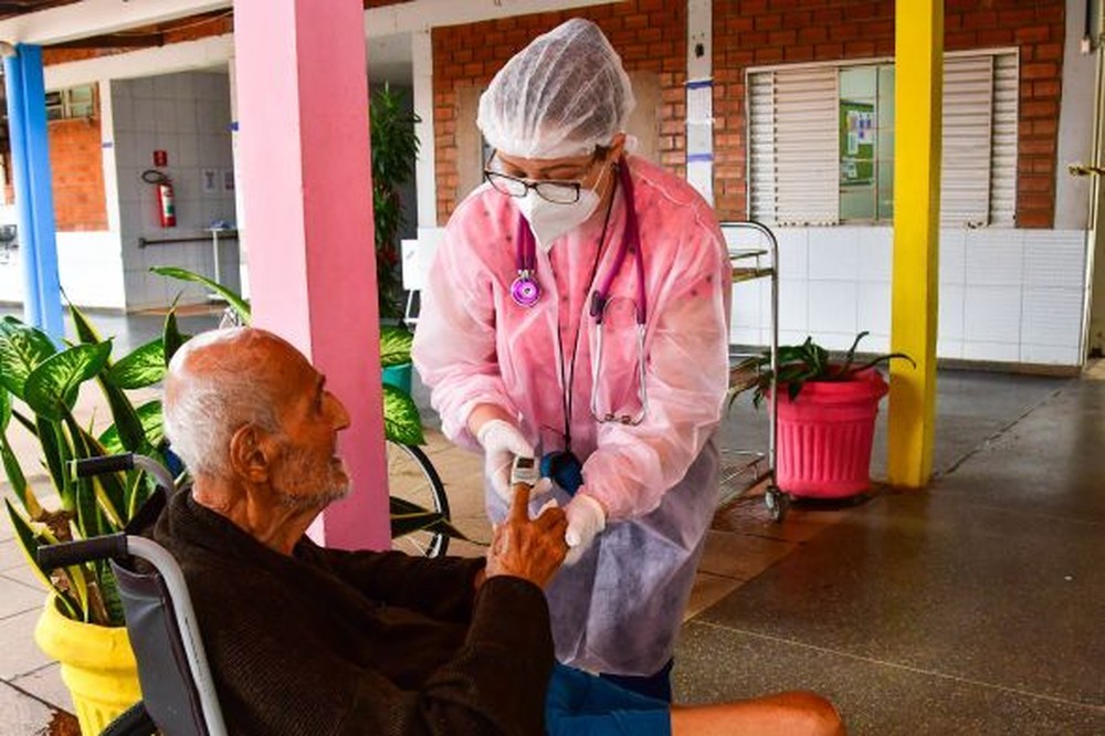 Mais cinco idosos do Abrigo Bom Jesus de Cuiabá são internados por causa da Covid-19