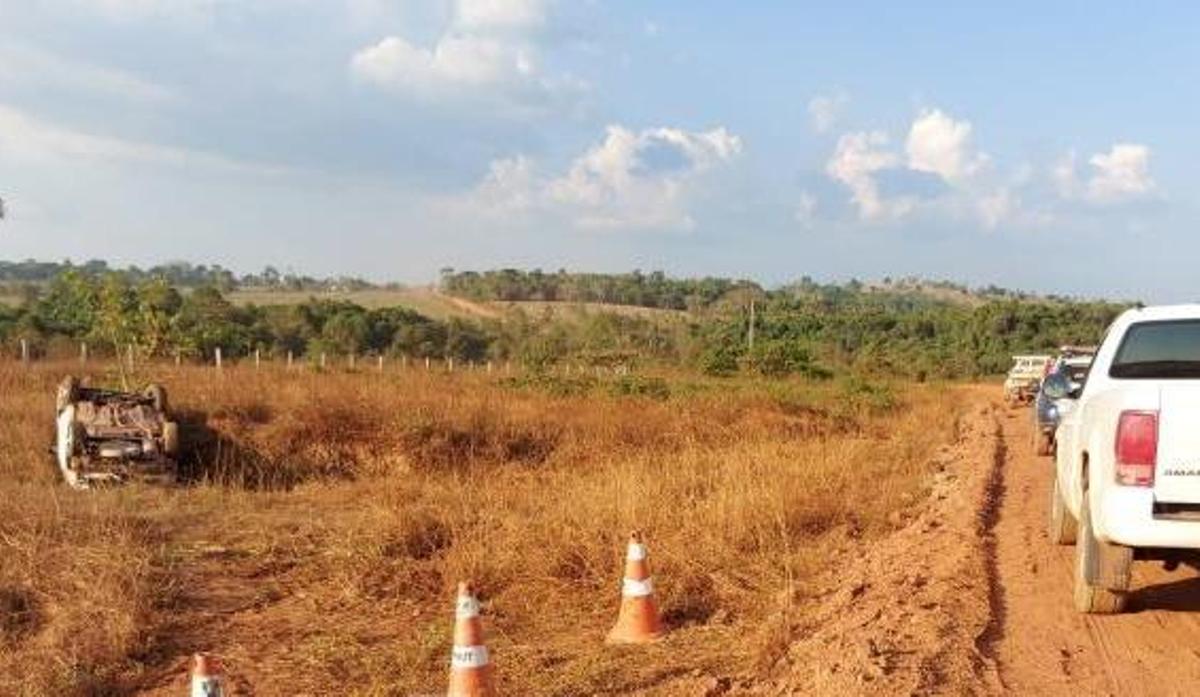 Mato Grosso | Jovem capota carro em curva e morre na BR 174