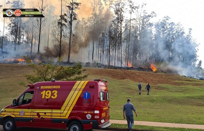 Avião de pequeno porte cai em Piracicaba; seis pessoas morreram