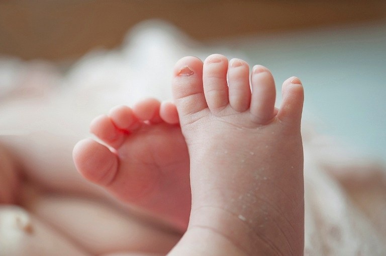 Rondonópolis | Bebê de seis meses morre após se engasgar com leite