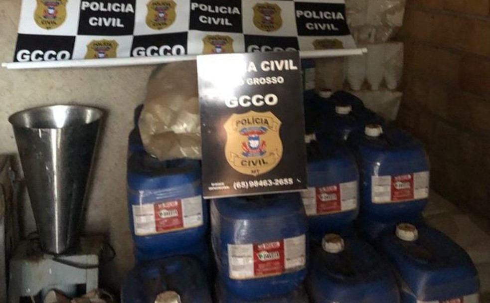 Chapada dos Guimarães | Polícia apreende 12 toneladas de agrotóxico roubado e falsificado
