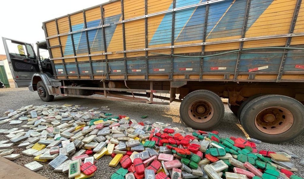 Mato Grosso | Gefron bate recorde e apreende mais de uma tonelada de pasta base de cocaína