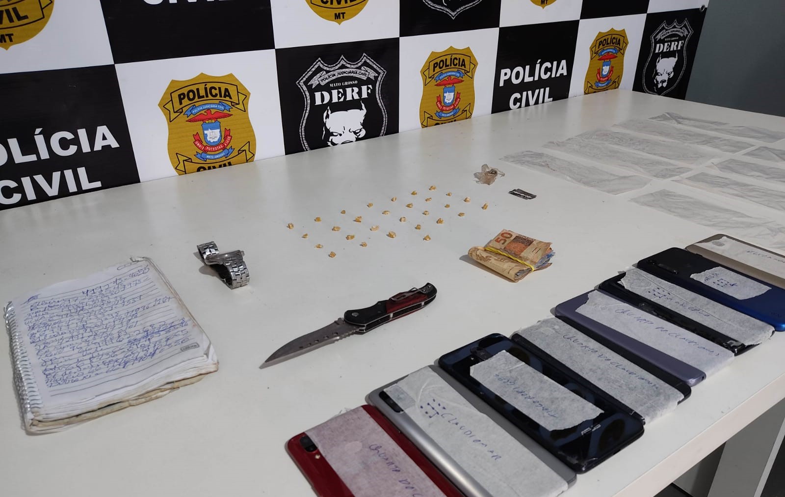 Polícia Civil prende suspeito que comercializava drogas em hotel abandonado em Rondonópolis