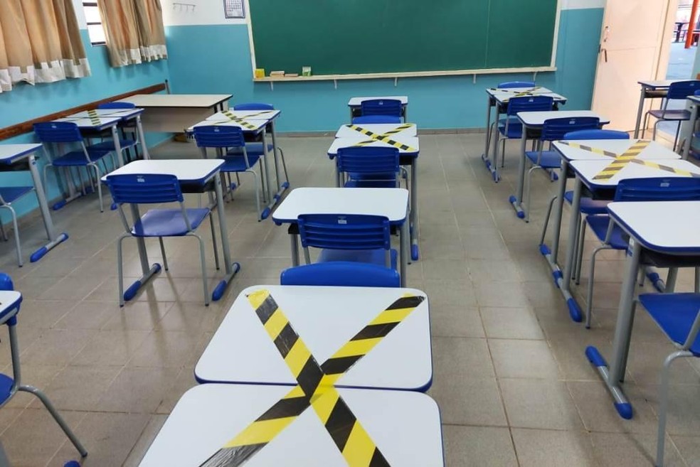 Escolas estaduais de Mato Grosso registram 367 casos de Covid-19 desde a volta das aulas presenciais