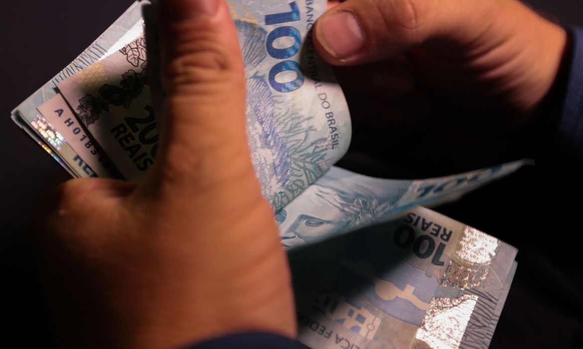 Após PIX e Open Banking, brasileiro pode receber empréstimos no fim de semana ou feriado