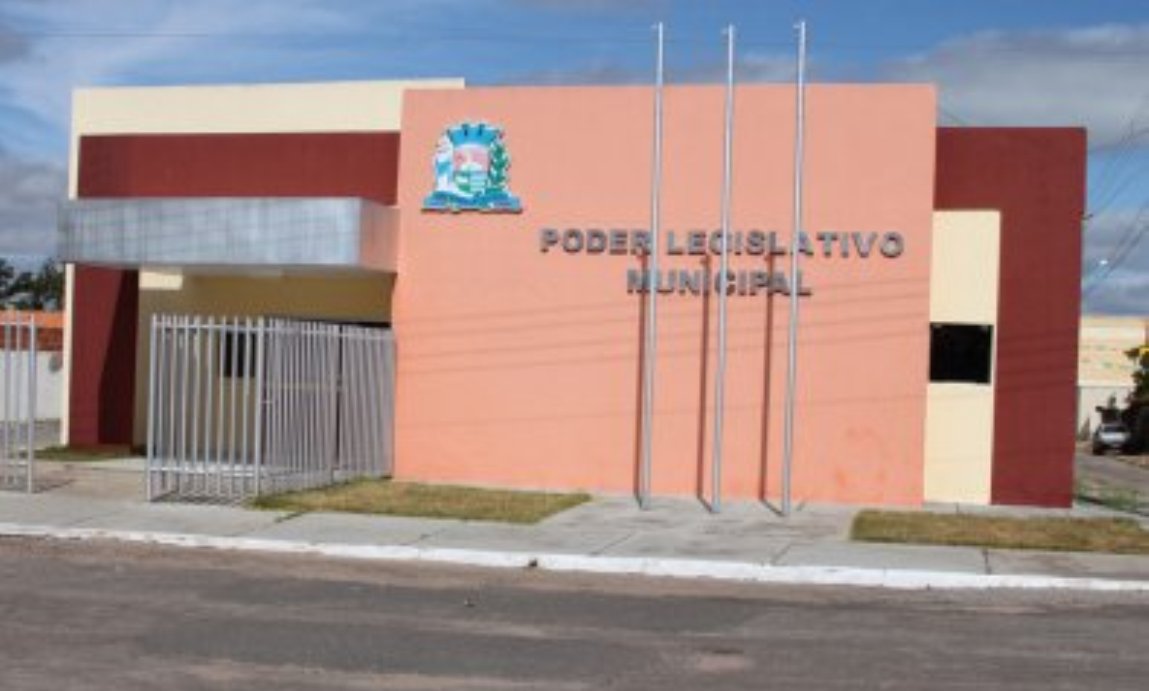 Caâmara Municipal de Nossa Senhora do Livramento anula licitação após notificação do MPMT