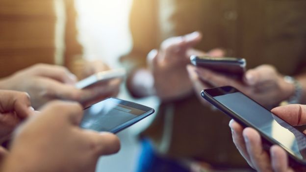 Medida provisória muda regras de moderação em redes sociais