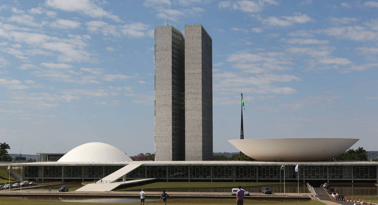 Senado mantém proibição de despejo durante pandemia 