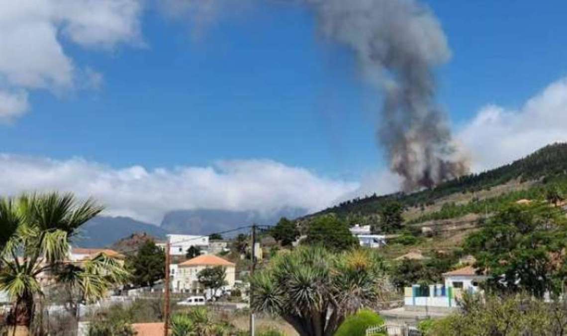 Vulcão Cumbre Vieja entra em erupção nas Ilhas Canárias