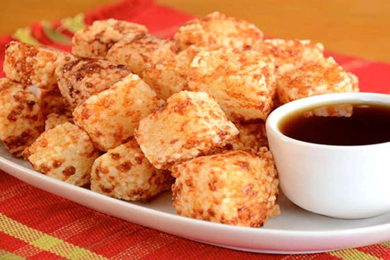 Petisco de dadinho de tapioca