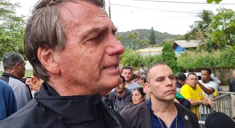 Bolsonaro: ‘Missão de Deus. Ninguém me tira na canetada’