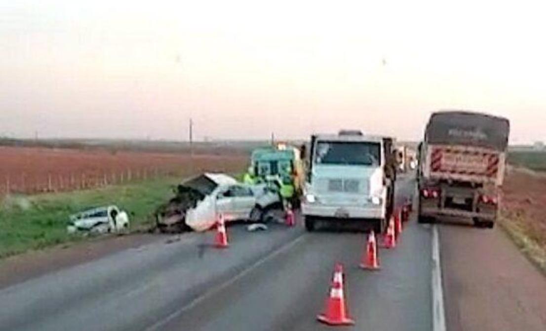 Sorriso | Acidente com três veículos na BR-163 deixa uma pessoa morta