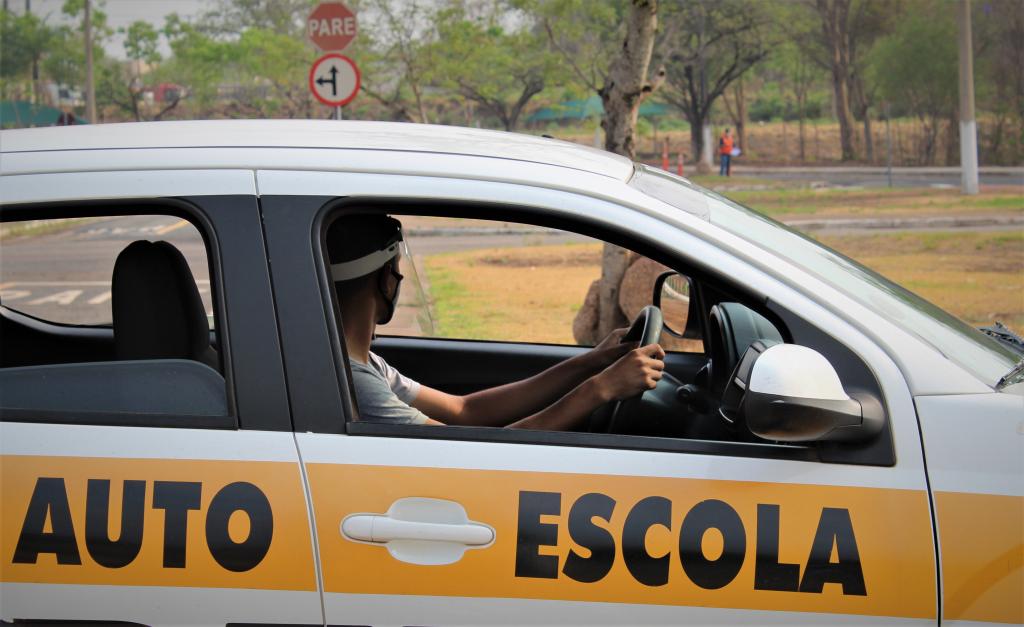 Detran-MT regulariza demanda de exames práticos em quase todos os municípios do Estado