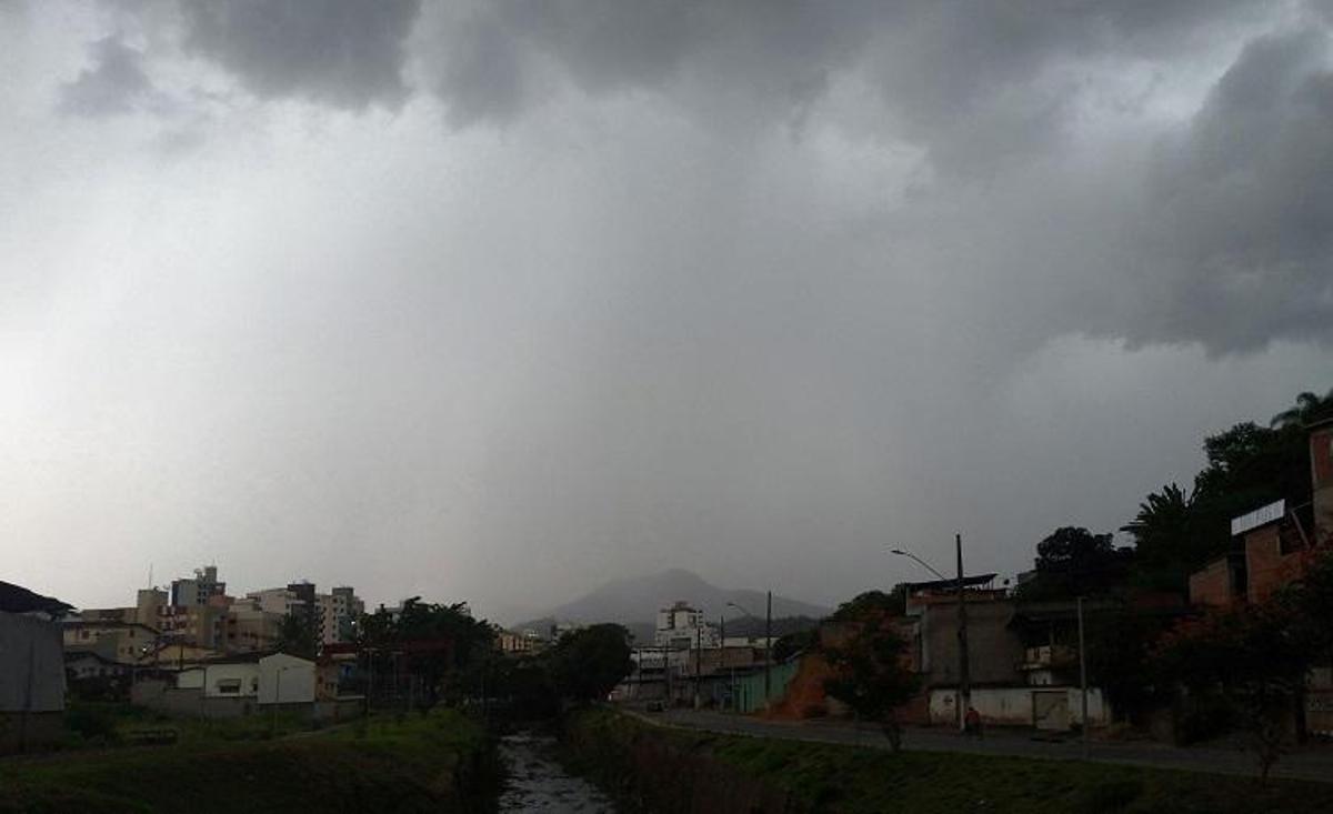 Pancadas de chuva continuam por quase todo país nesta quarta