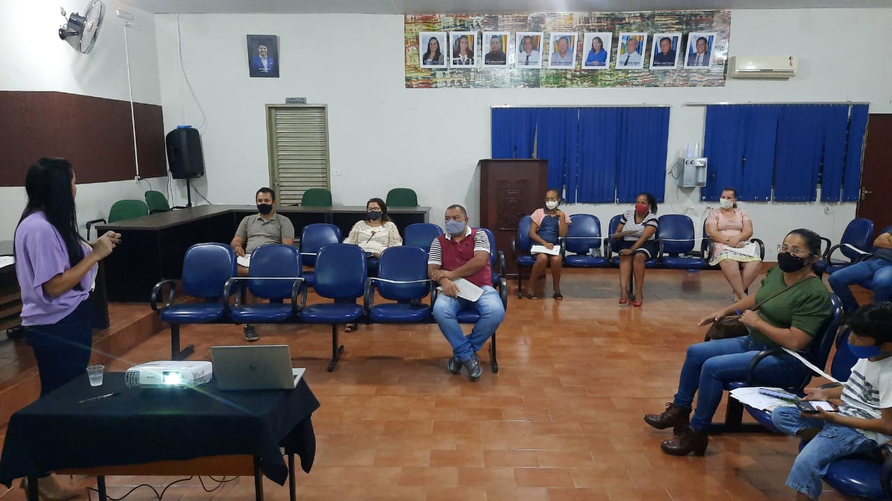 Prefeitura de Tesouro promove curso de vendas para comerciantes 