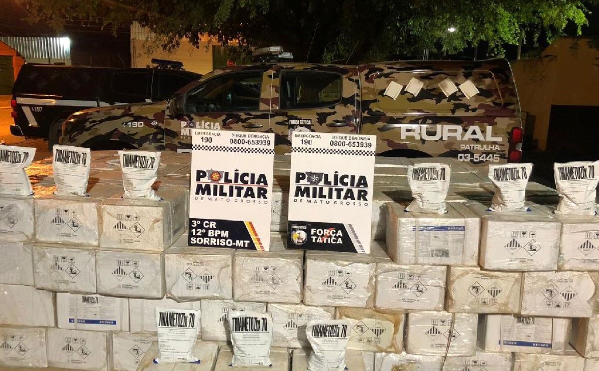 Patrulha Rural prende casal que transportava duas toneladas de defensivos agrícolas contrabandeados da Bolívia