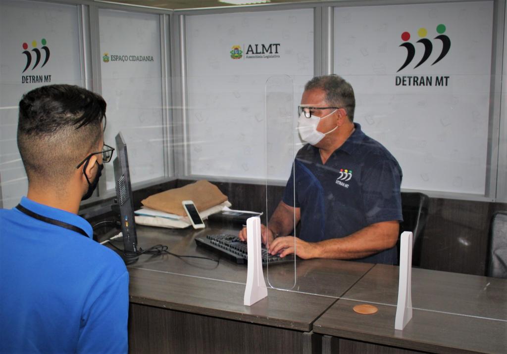 Detran inaugura posto de atendimento na ALMT