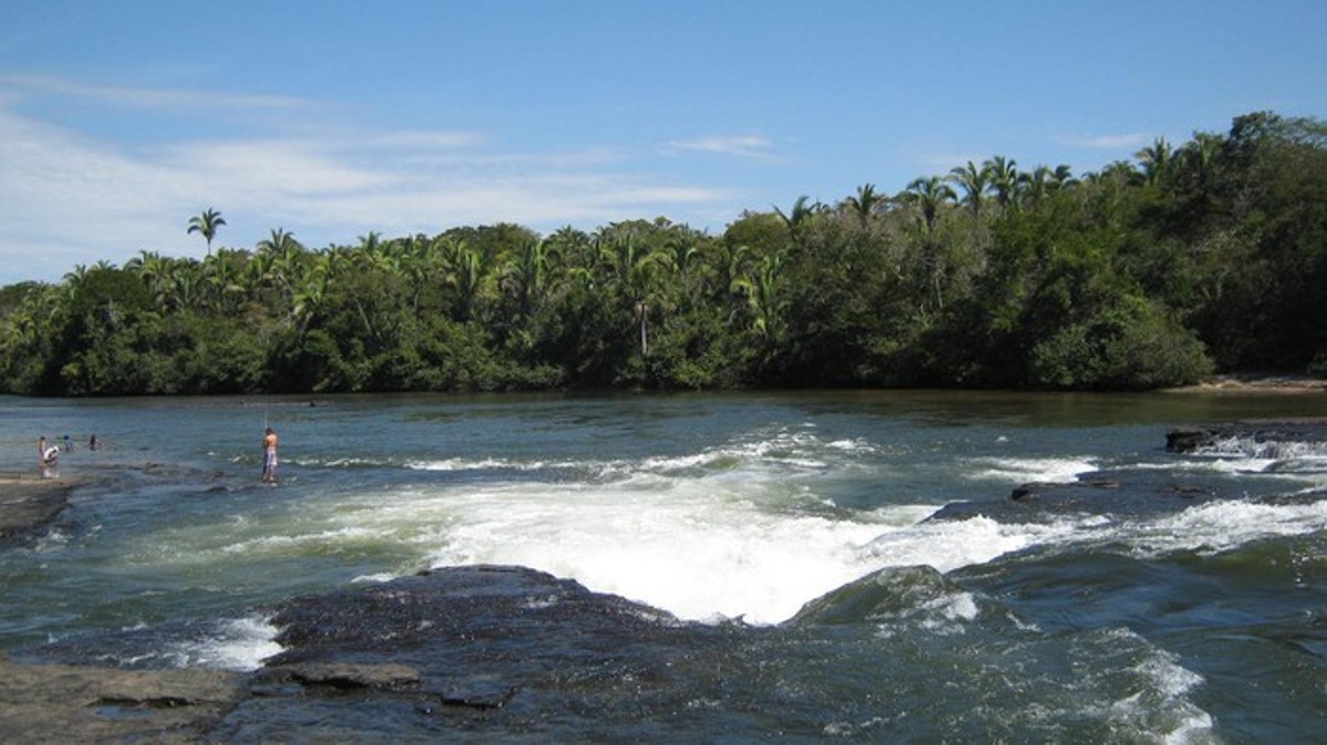Mulher morre afogada ao tentar salvar o marido no rio Juba