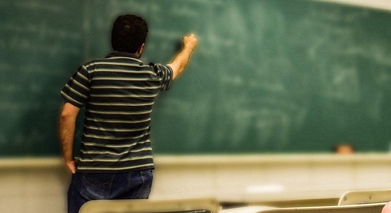 Governo deve repassar R$ 19 bilhões do salário-educação em 2024