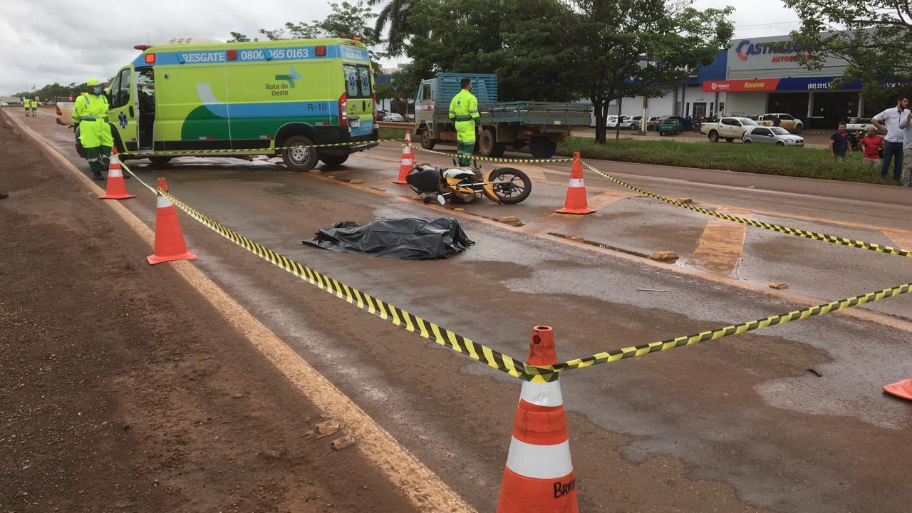 Mulher tem corpo esmagado por carreta em Sinop