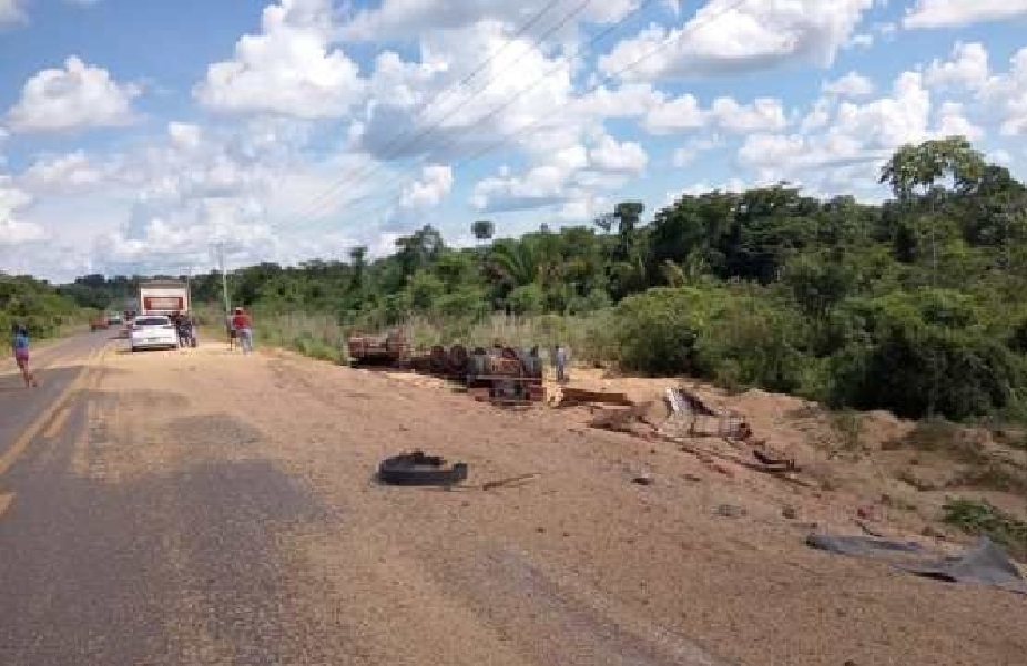 Motorista morre prensado em cabine na MT-388