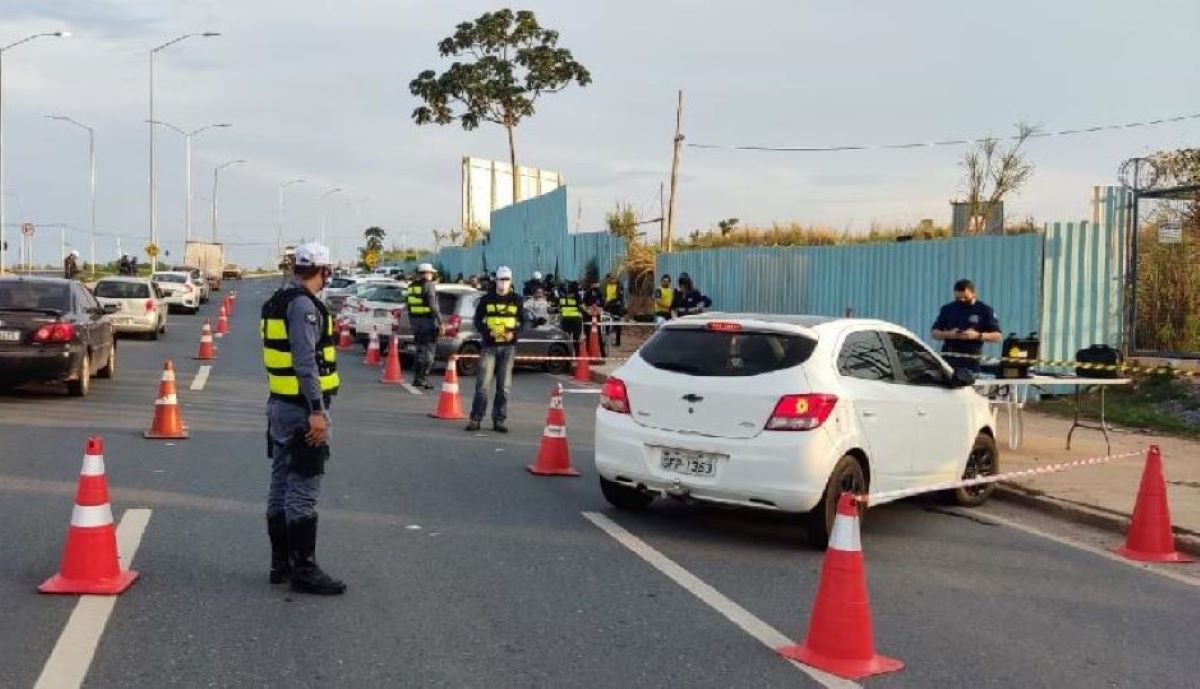 Batalhão de Trânsito prende 12 pessoas por embriaguez ao volante e aplica mais de 1,4 mil multas