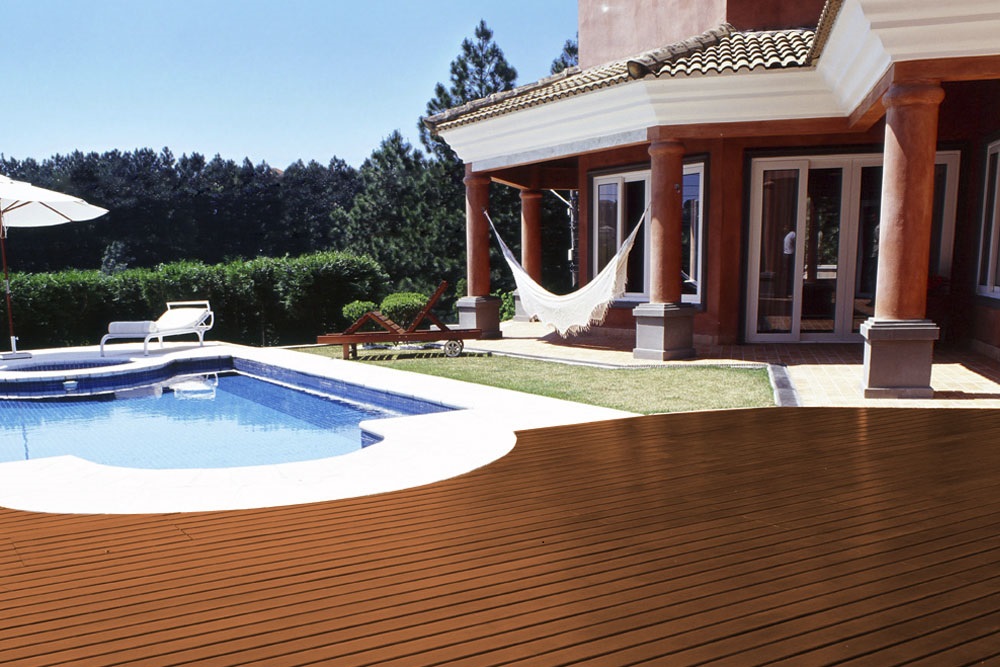 Verão e férias: saiba os cuidados para evitar acidentes domésticos em piscinas