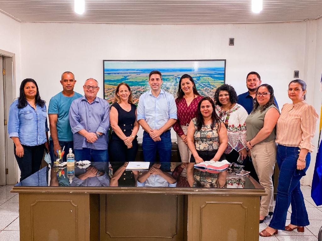 Governo e prefeitura assinam termo de compromisso para implantar escola agrícola em Alto Garças