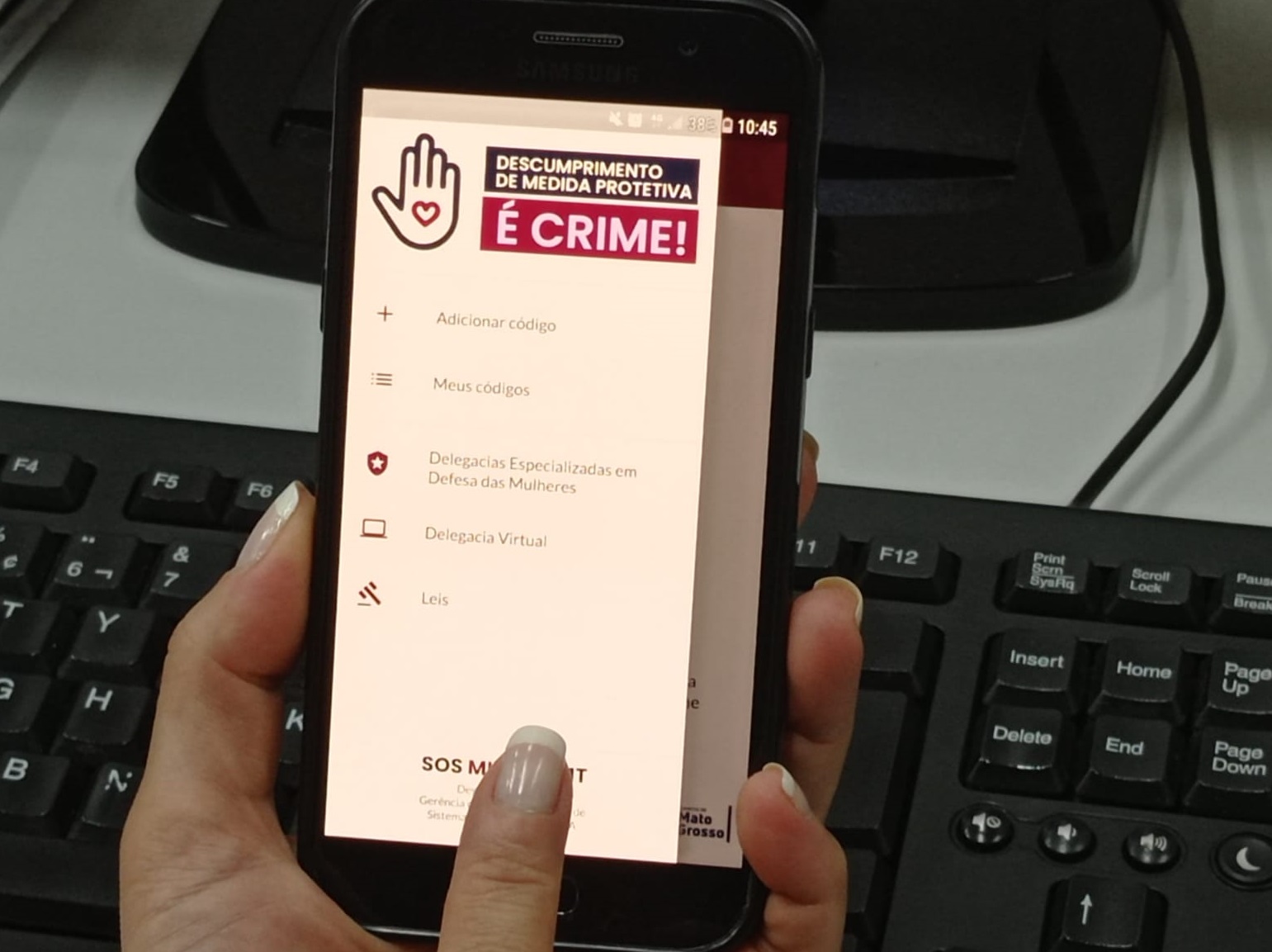 SOS Mulher MT contabiliza mais de 1,2 mil medidas protetivas com botão do pânico