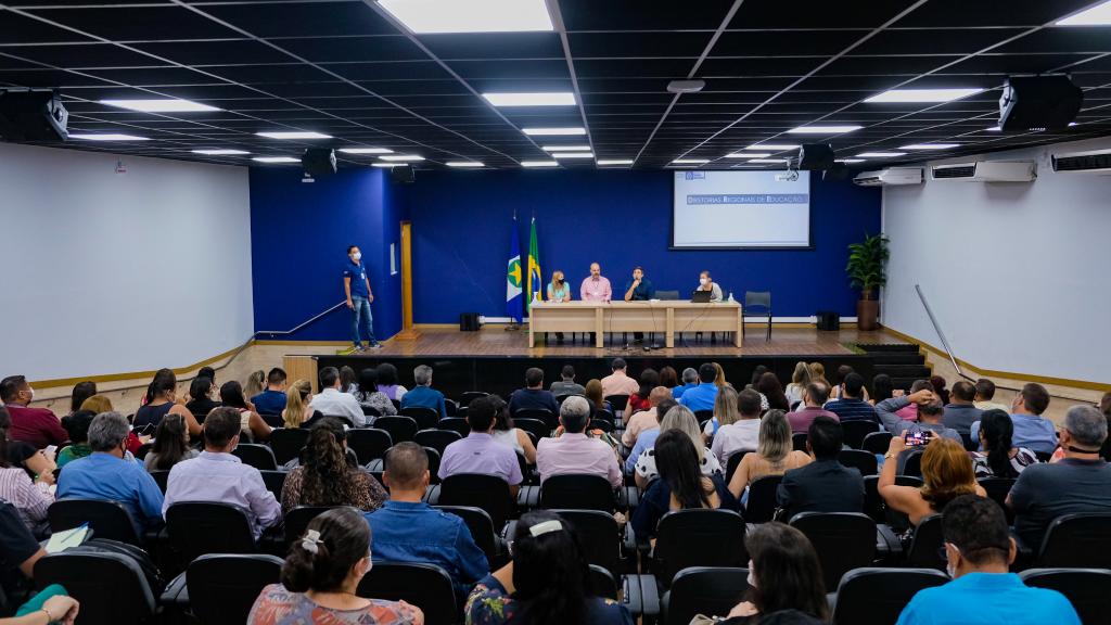 Seduc debate implementação de Diretorias Regionais de Educação