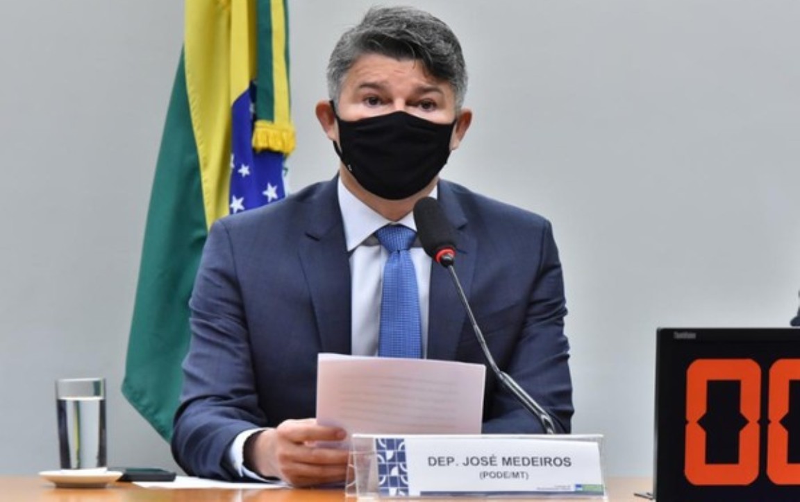 Deputado é investigado pelo STF por racismo depois de chamar mulher de ‘mulamba’ nas redes sociais